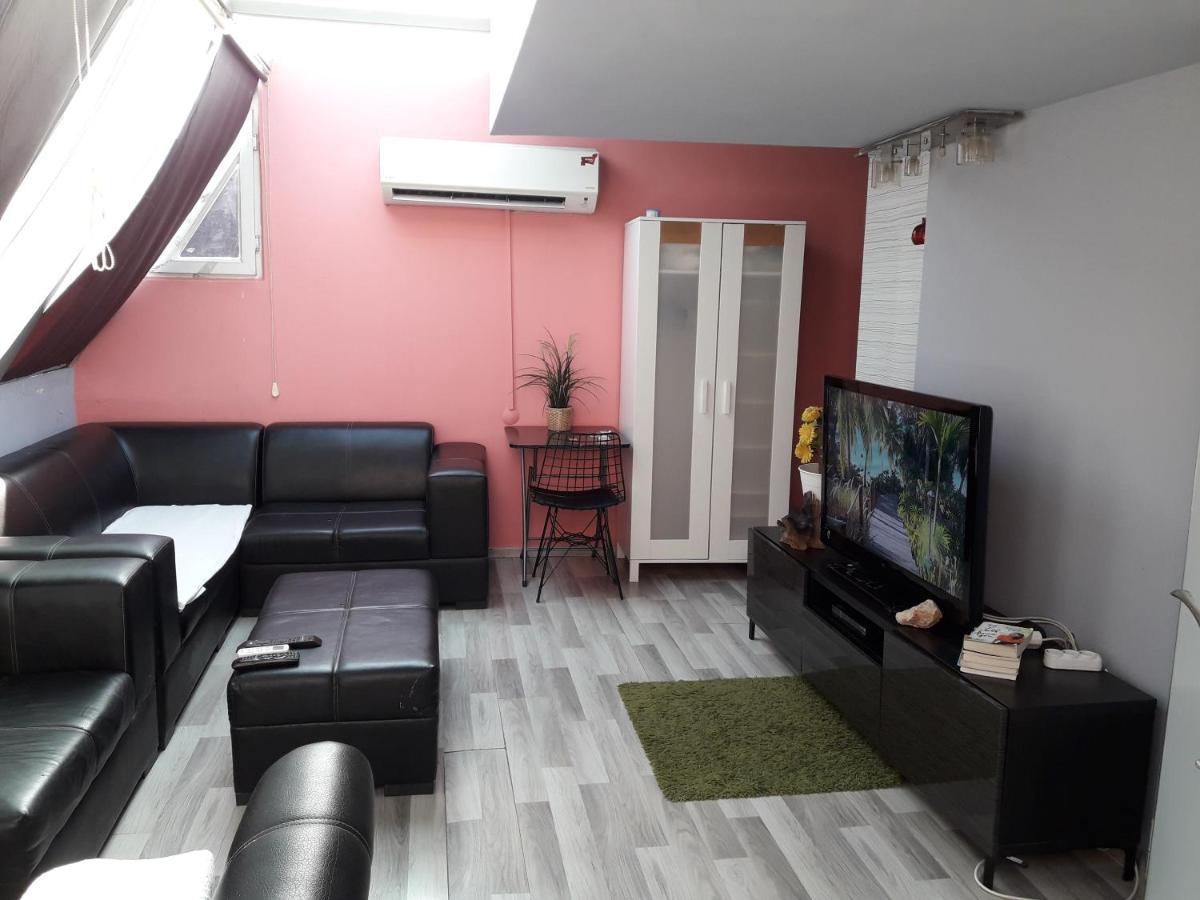 Apartment Umut Izmir